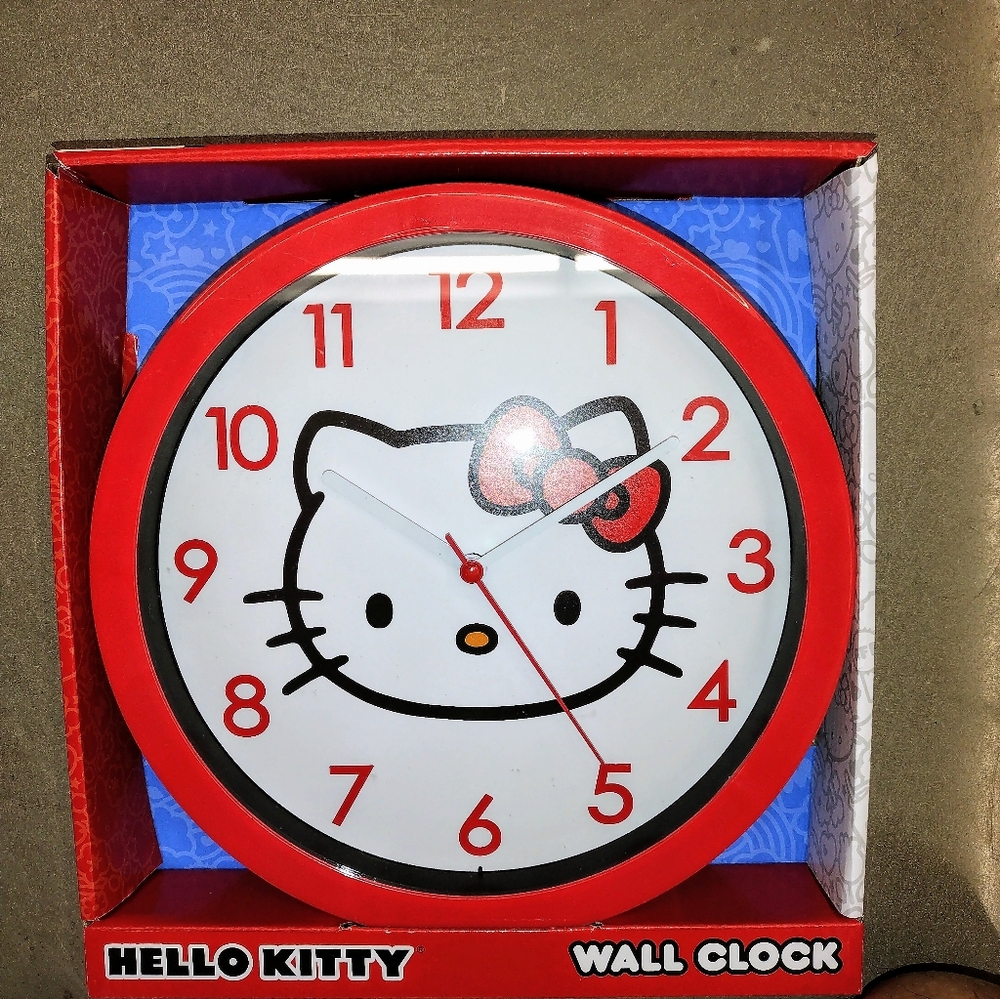 Hello Kitty Wall clock
